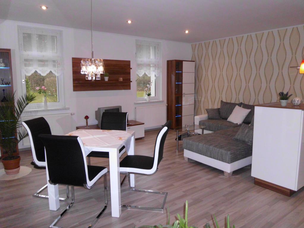 Apartment Leucht Ziegenrück Екстериор снимка